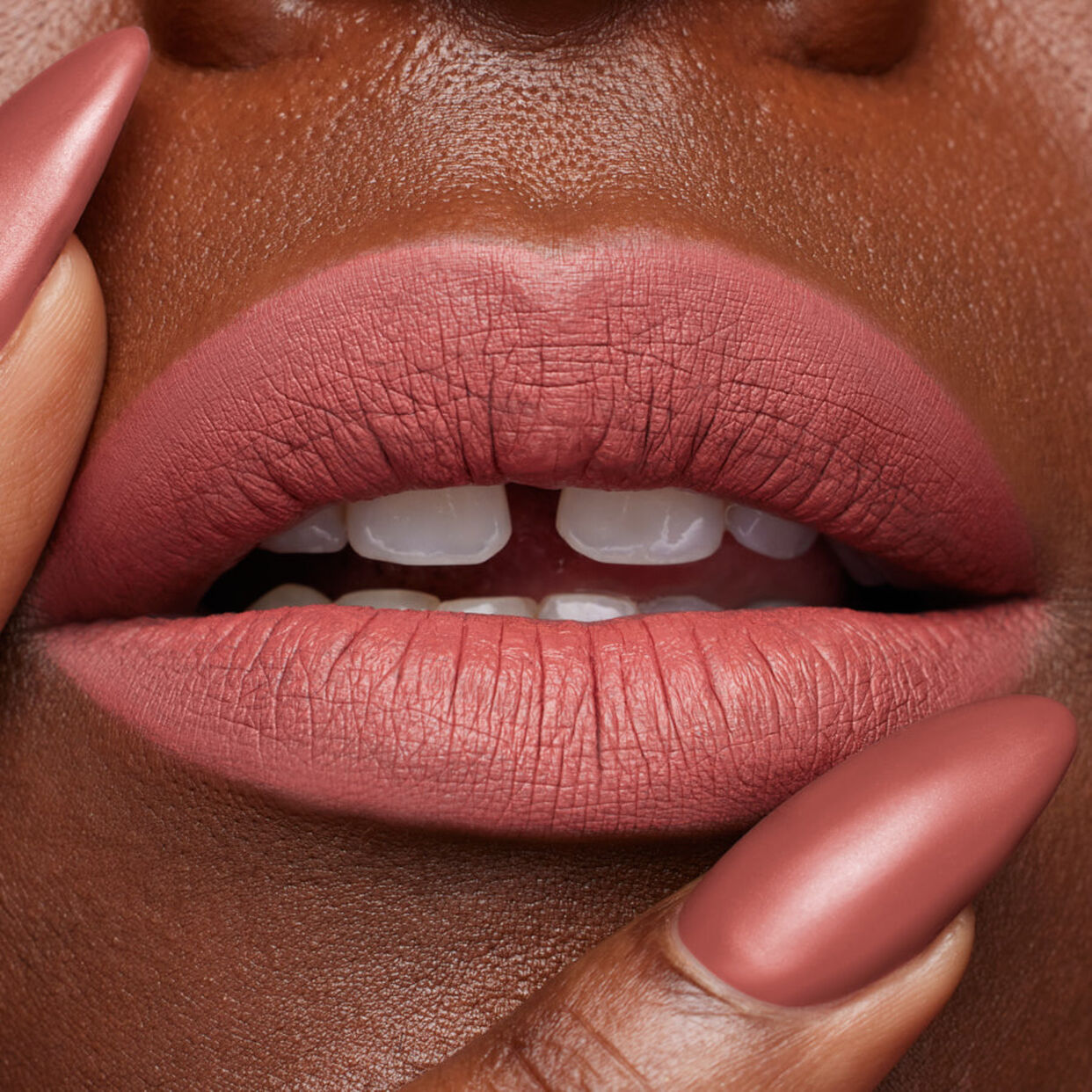 HUDA BEAUTY Liquid Matte Lipstick (5ml)