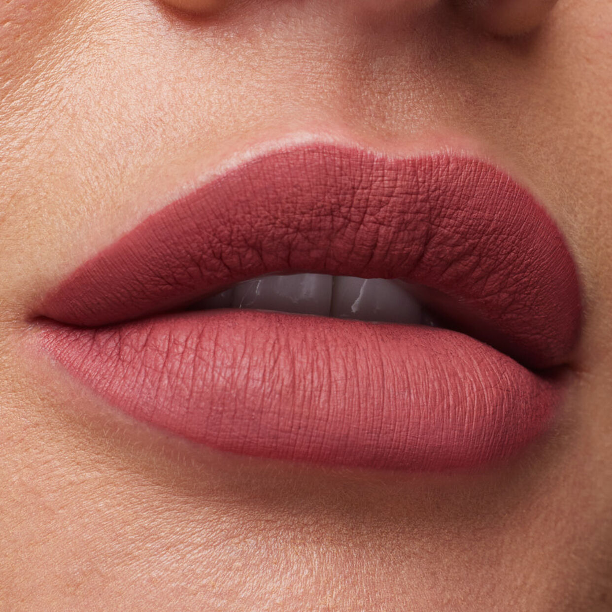 HUDA BEAUTY Liquid Matte Lipstick (5ml)